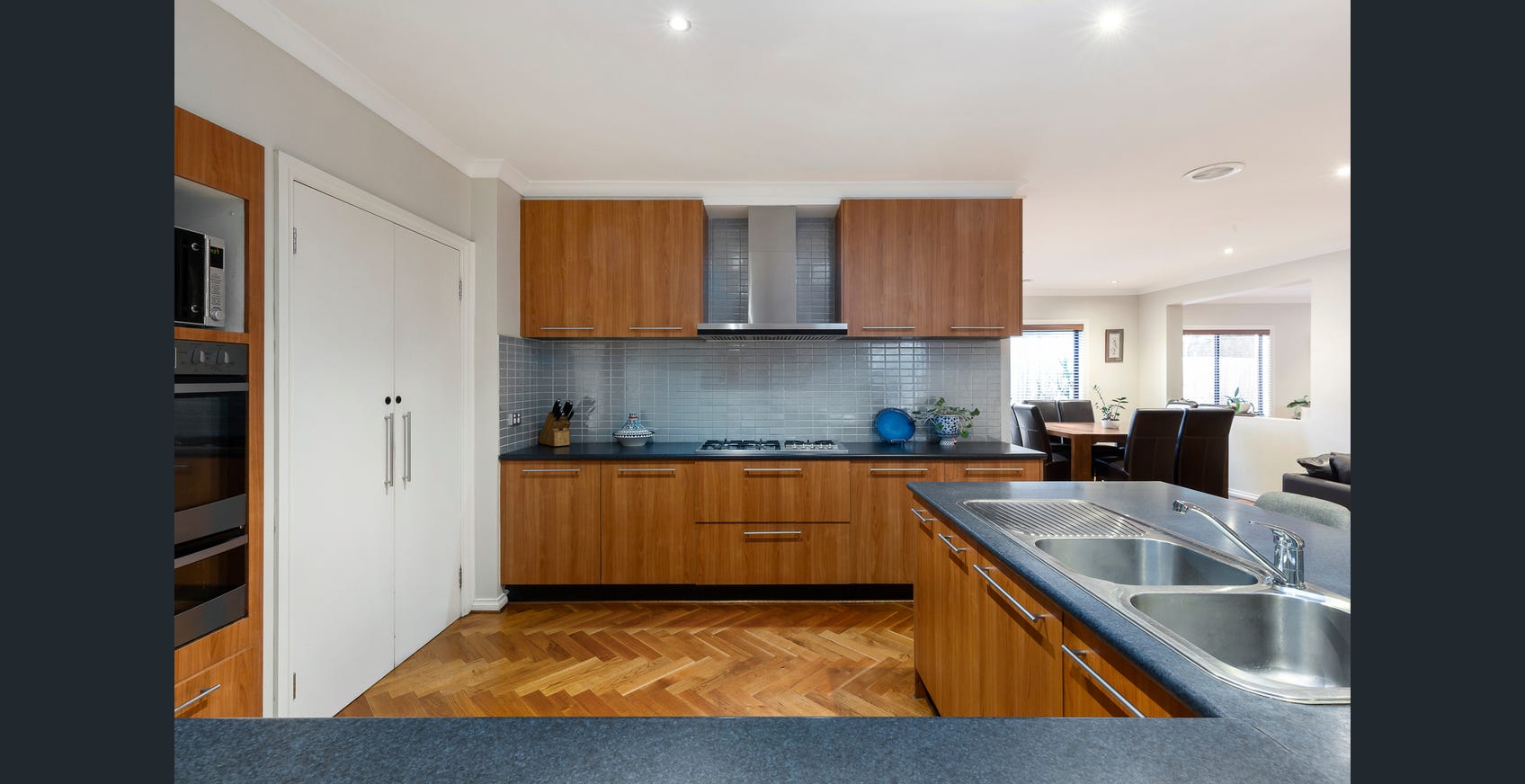 Fully Accessible NDIS SIL, STA & MTA / TAC / NIISQ / DFFH Accommodation — Home image 4