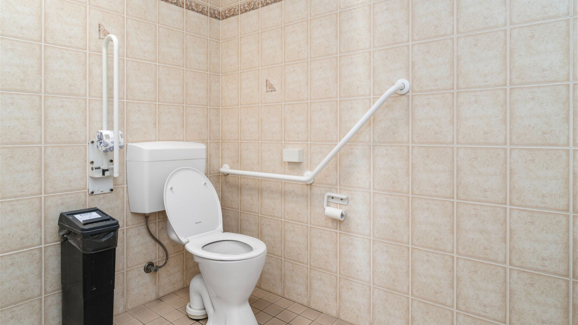 Accessible shared living, Ashmont NSW 2650 — Home image 10
