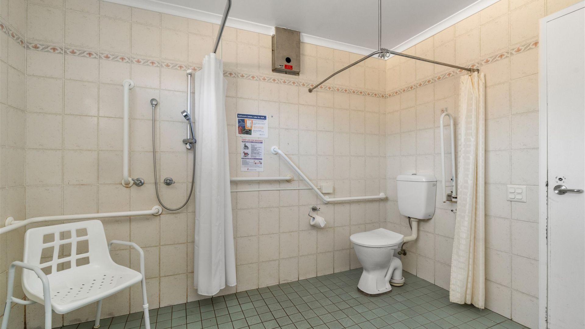 Accessible shared living, Ashmont NSW 2650 — Home image 11