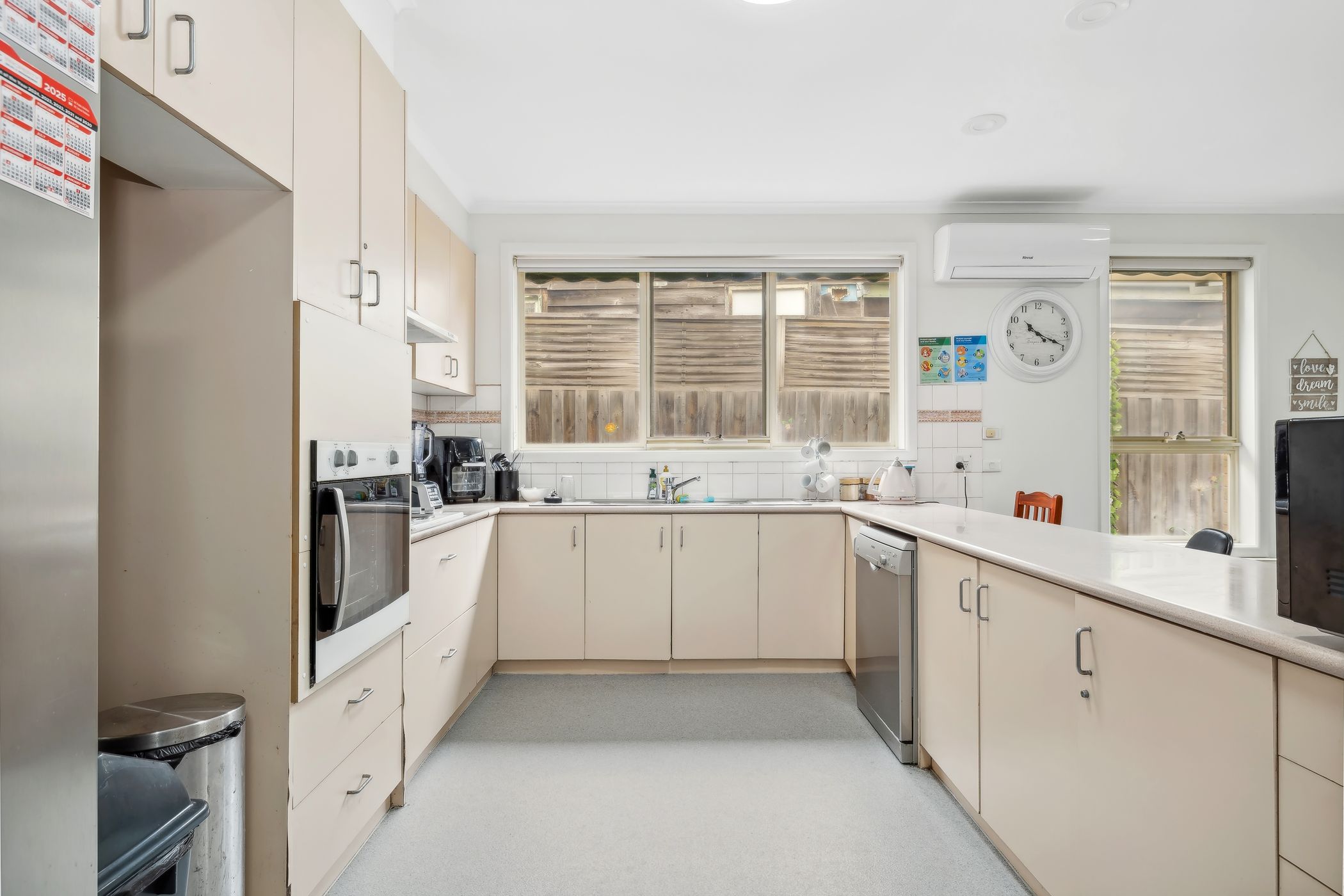 Two bedrooms available in this appealing Fully Accessible home in leafy Carrum. — Home image 4