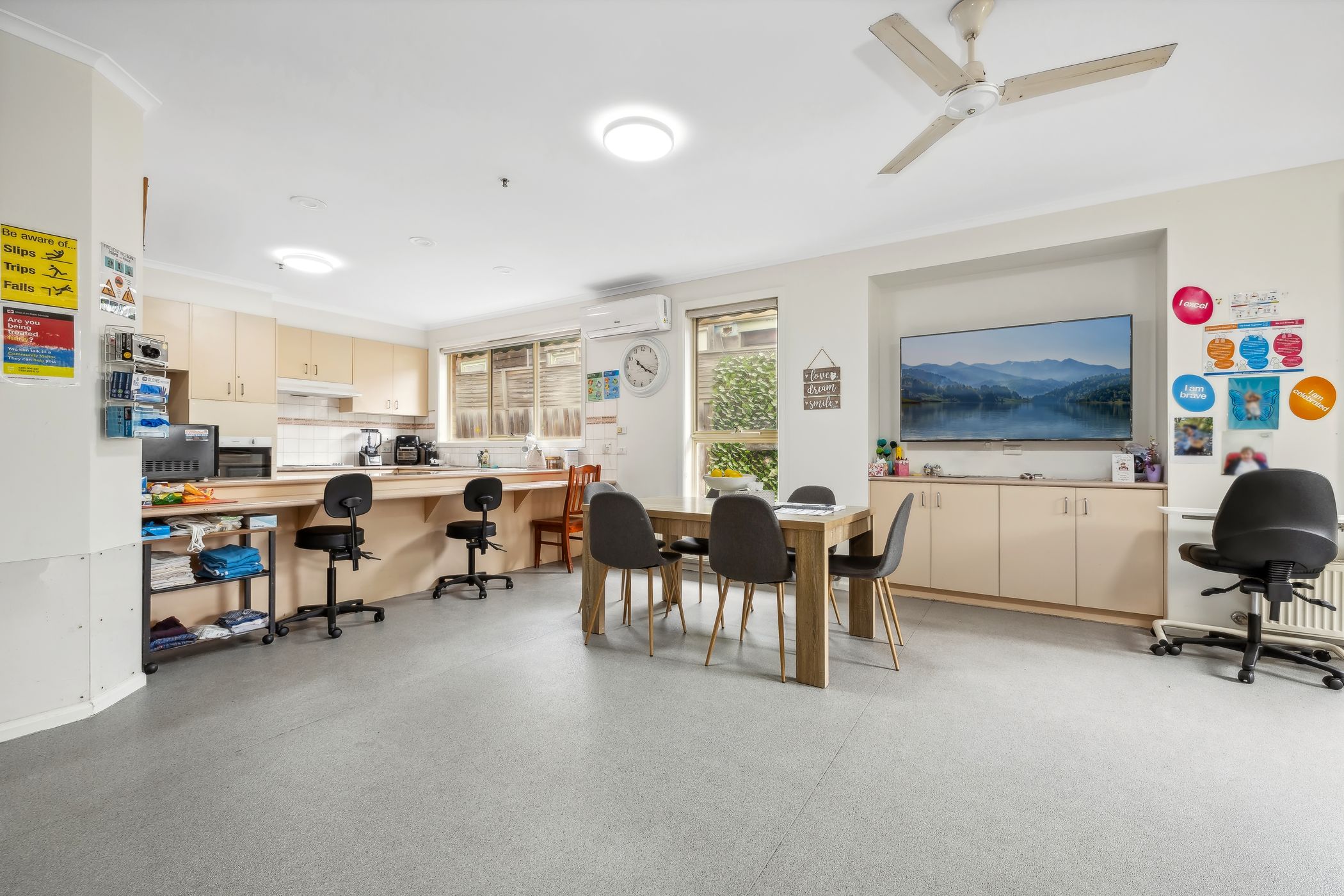Two bedrooms available in this appealing Fully Accessible home in leafy Carrum. — Home image 6
