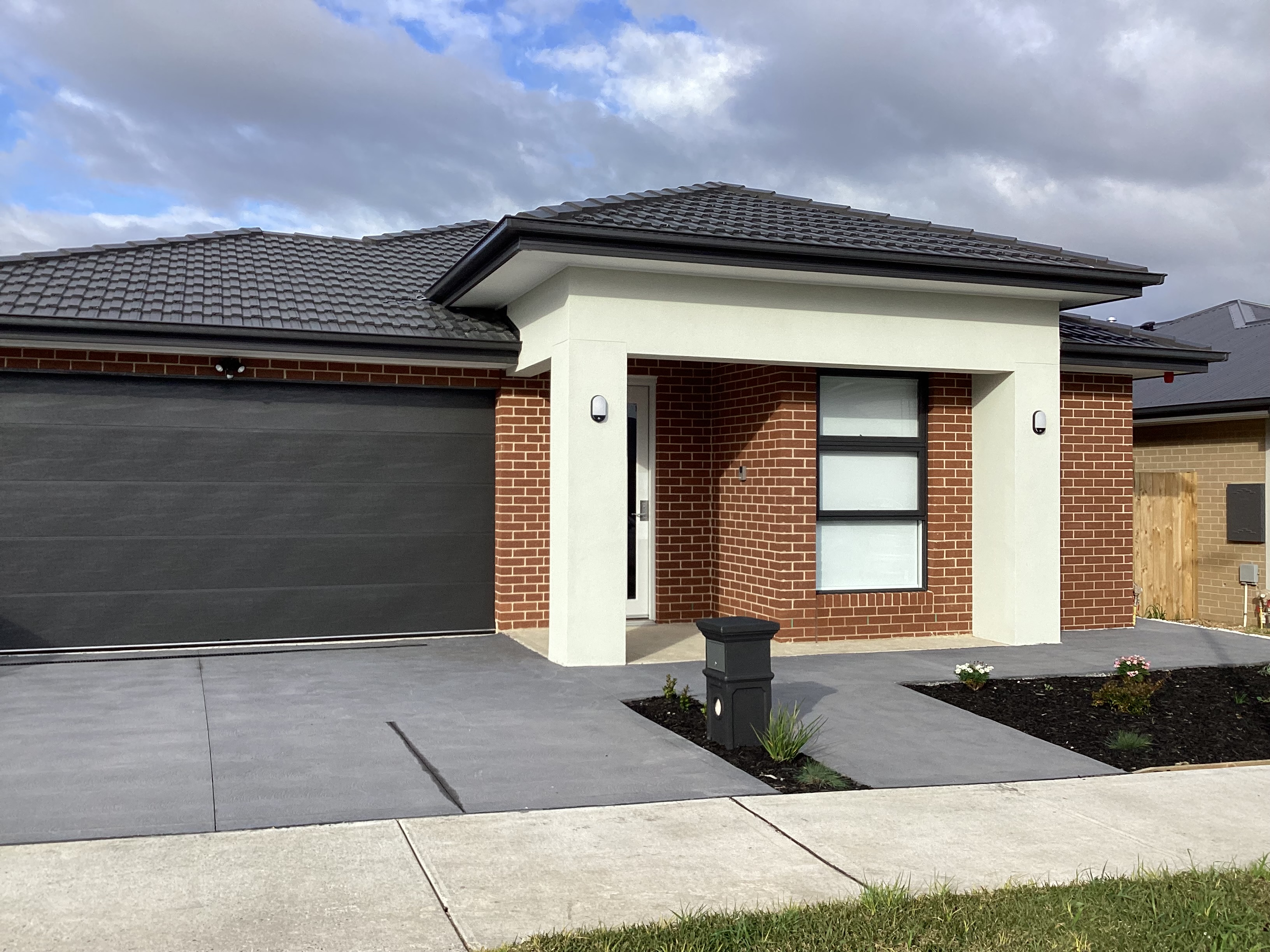 SDA HPS 2 Bedroom House plus OOA Cranbourne East, Vic  078 in Cranbourne East