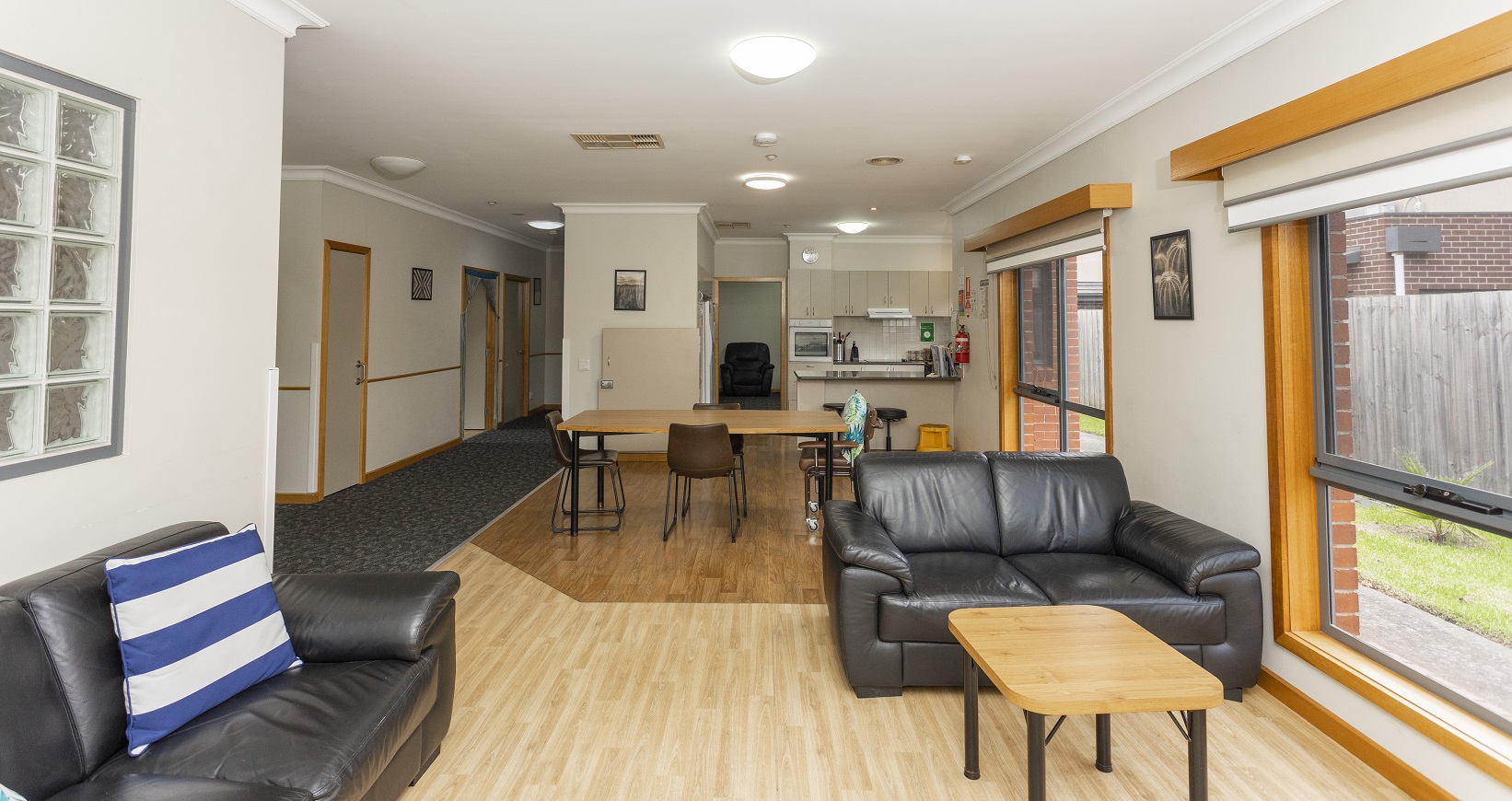 Warm and welcoming home in Springvale — Home image 6