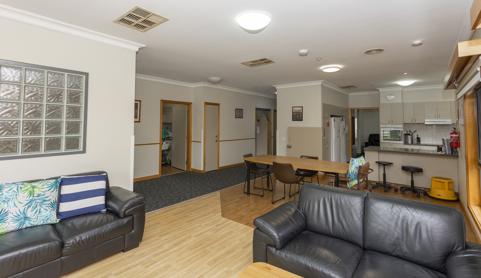 Warm and welcoming home in Springvale — Home image 7