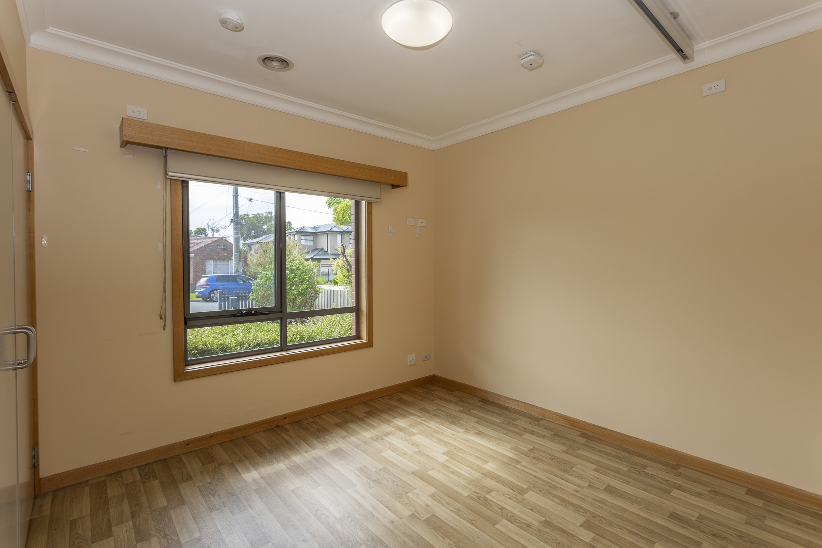 Warm and welcoming home in Springvale — Home image 8