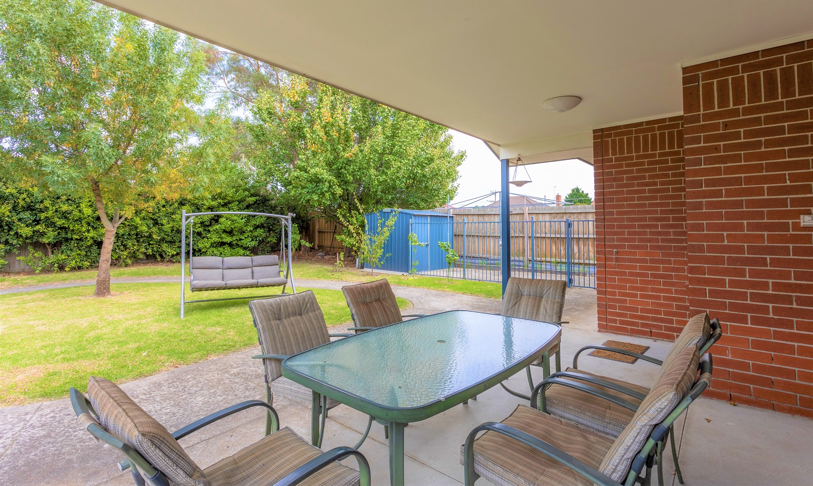 Warm and welcoming home in Springvale — Home image 12