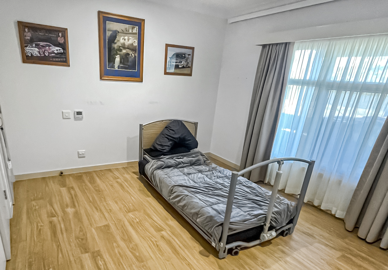 Robust property in scenic Colac — Home image 4