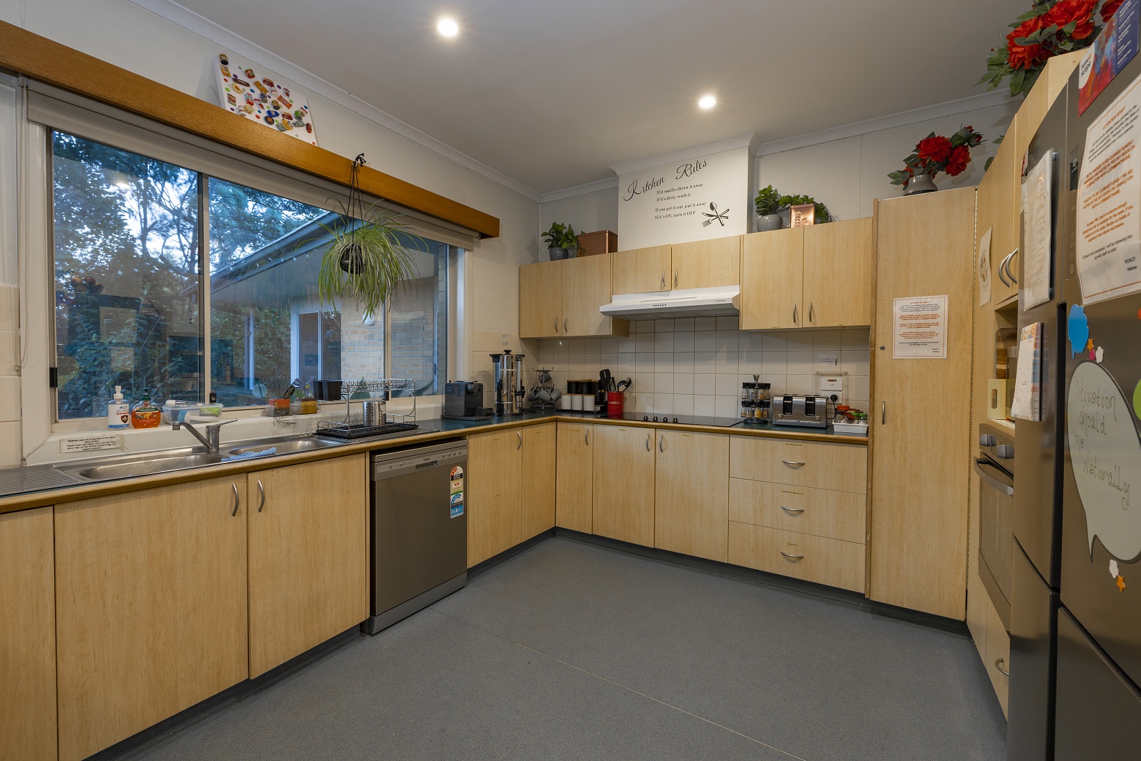 Spacious and inviting home located in Dandenong North. — Home image 4