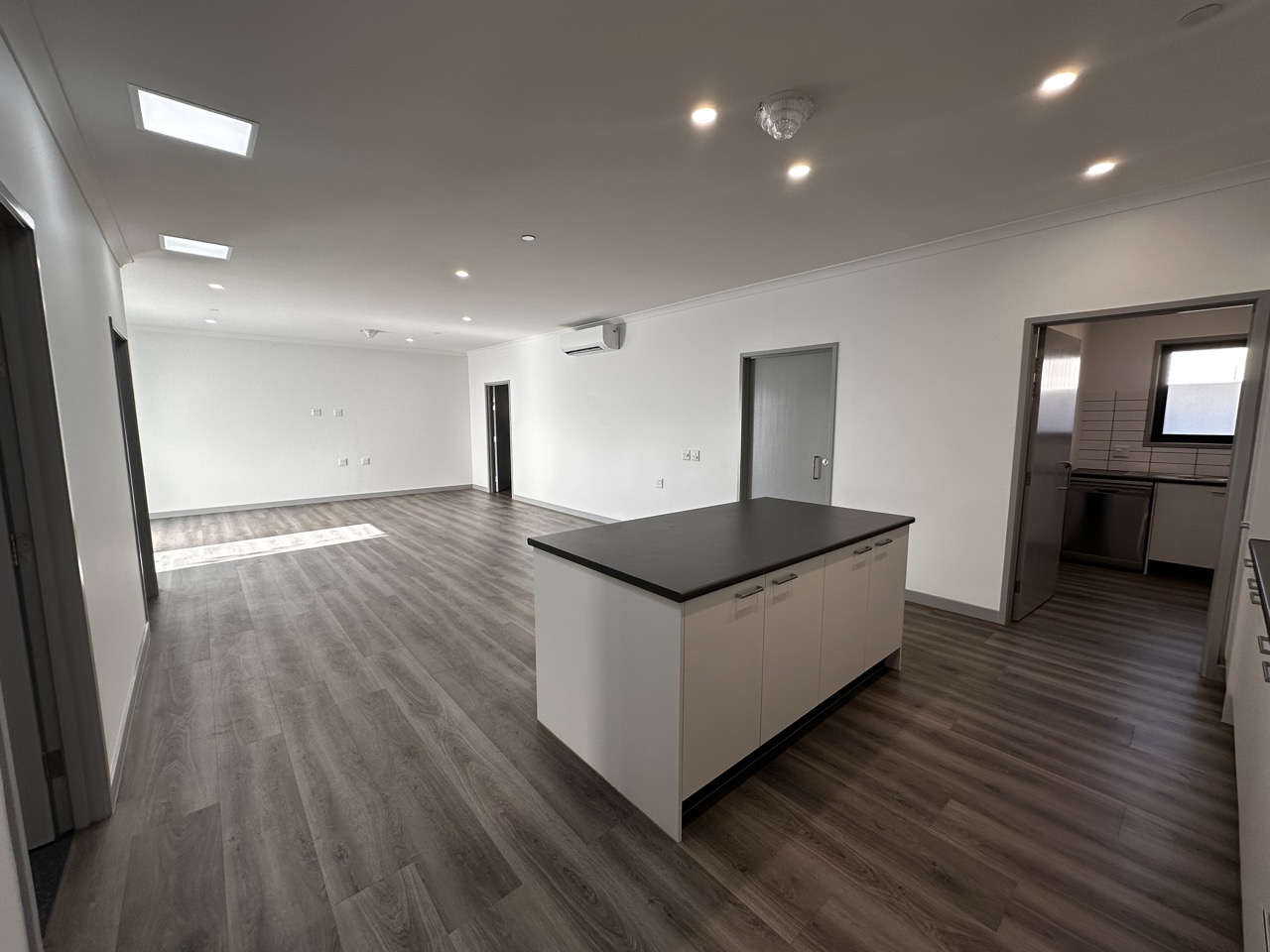 Brendan seeking to share - New SDA Robust/Improved Livability 2 Resident House — Home image 6