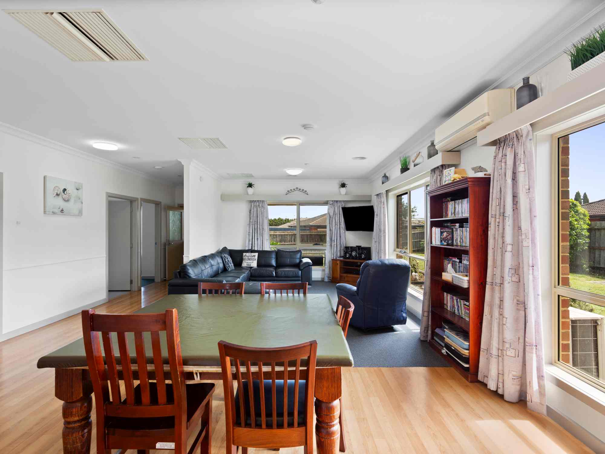 Moe: Robust house — Home image 5