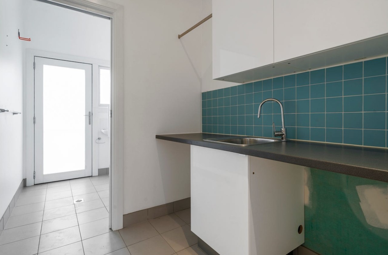 SIL Home at Oxford Street, Gladesville — Home image 11