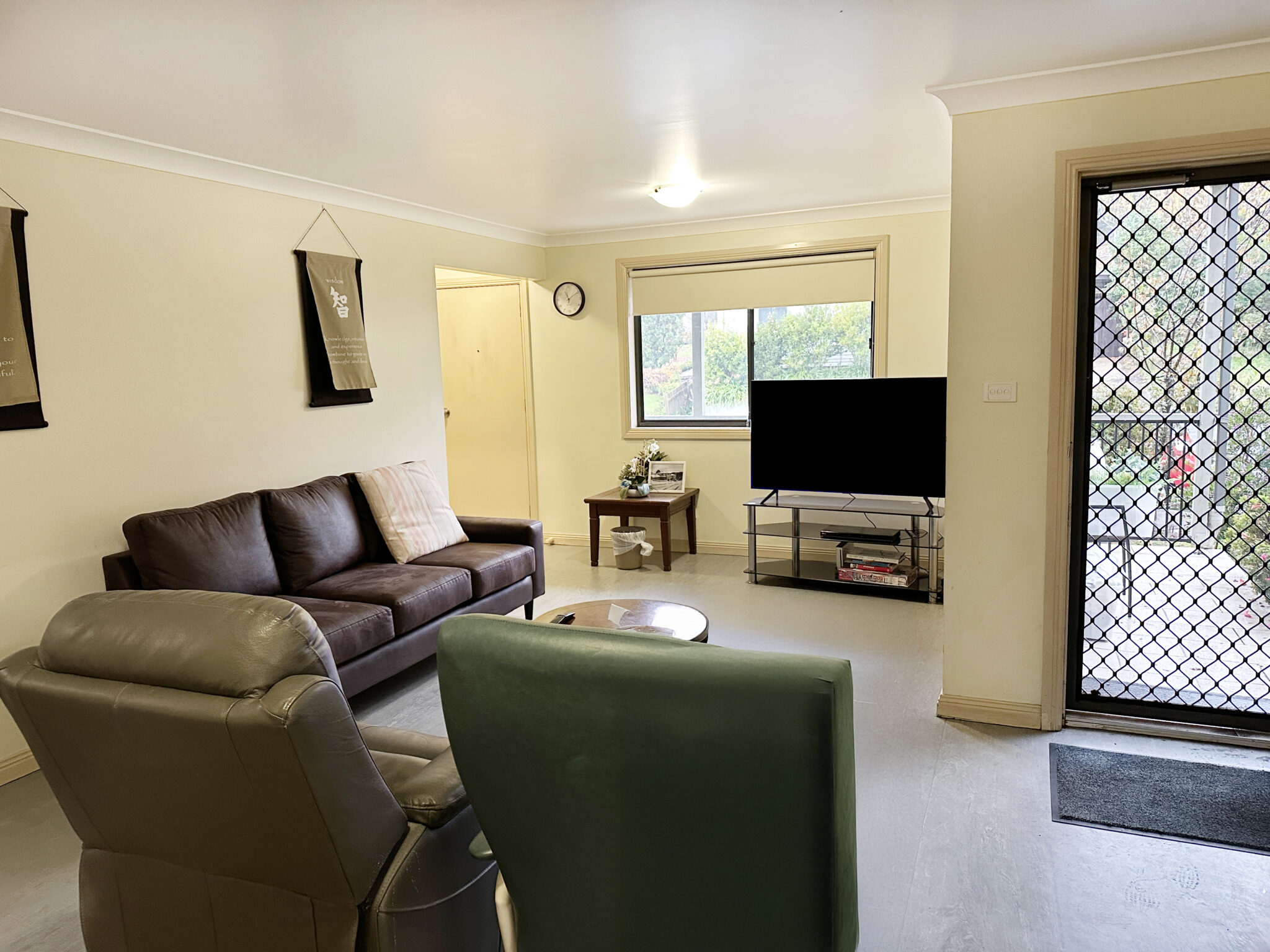 Spacious, modern share-house in central Katoomba — Home image 4