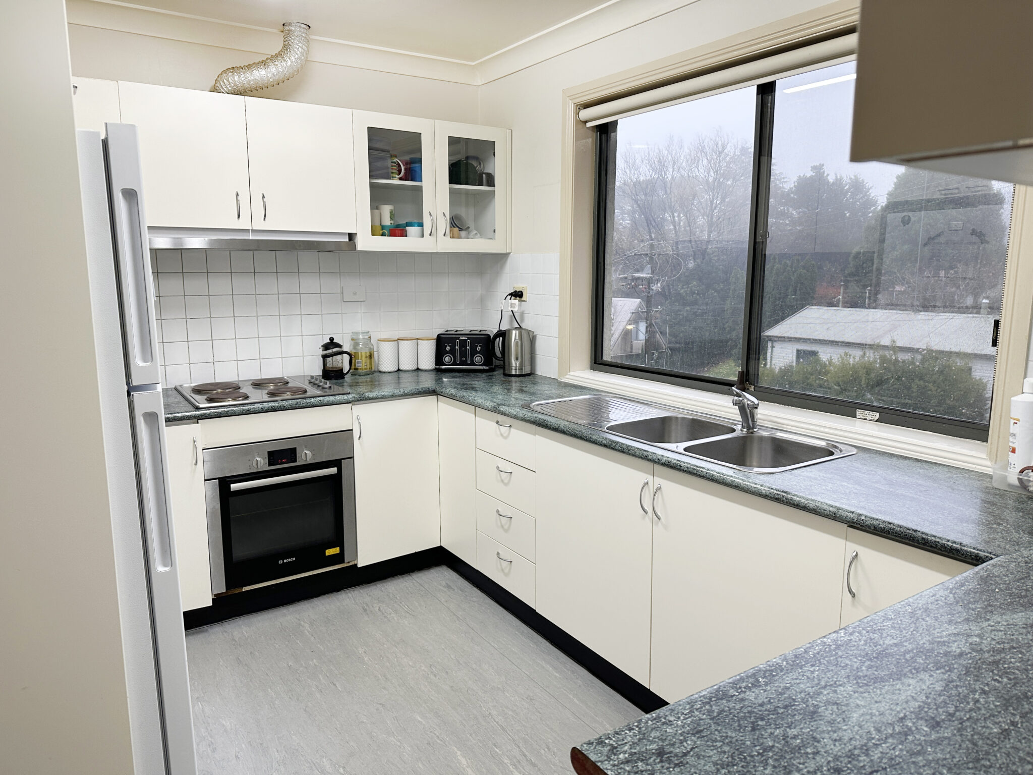 Spacious, modern share-house in central Katoomba — Home image 8