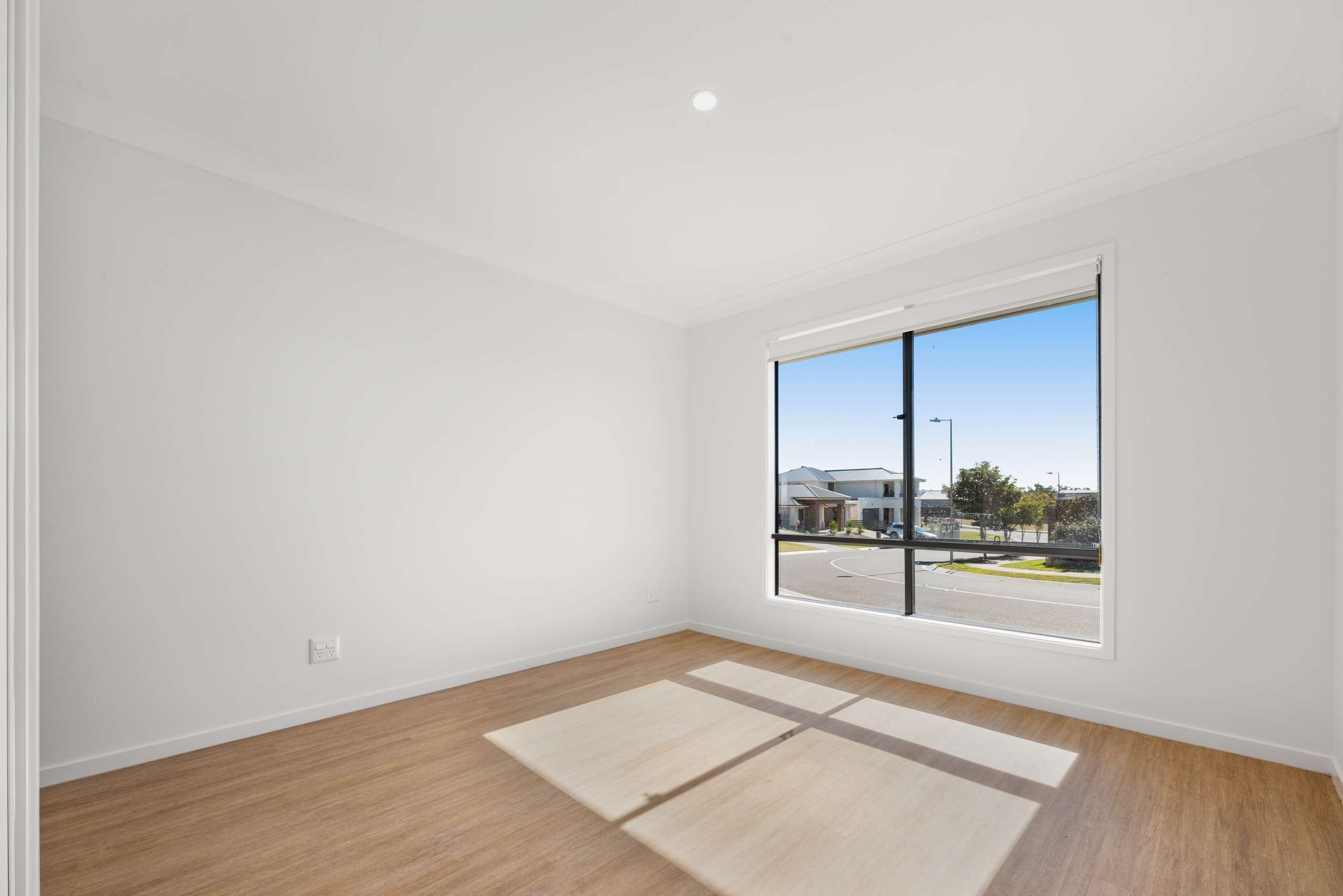 Deebing Heights Ipswich, Qld - Improved Livability House in Deebing Heights