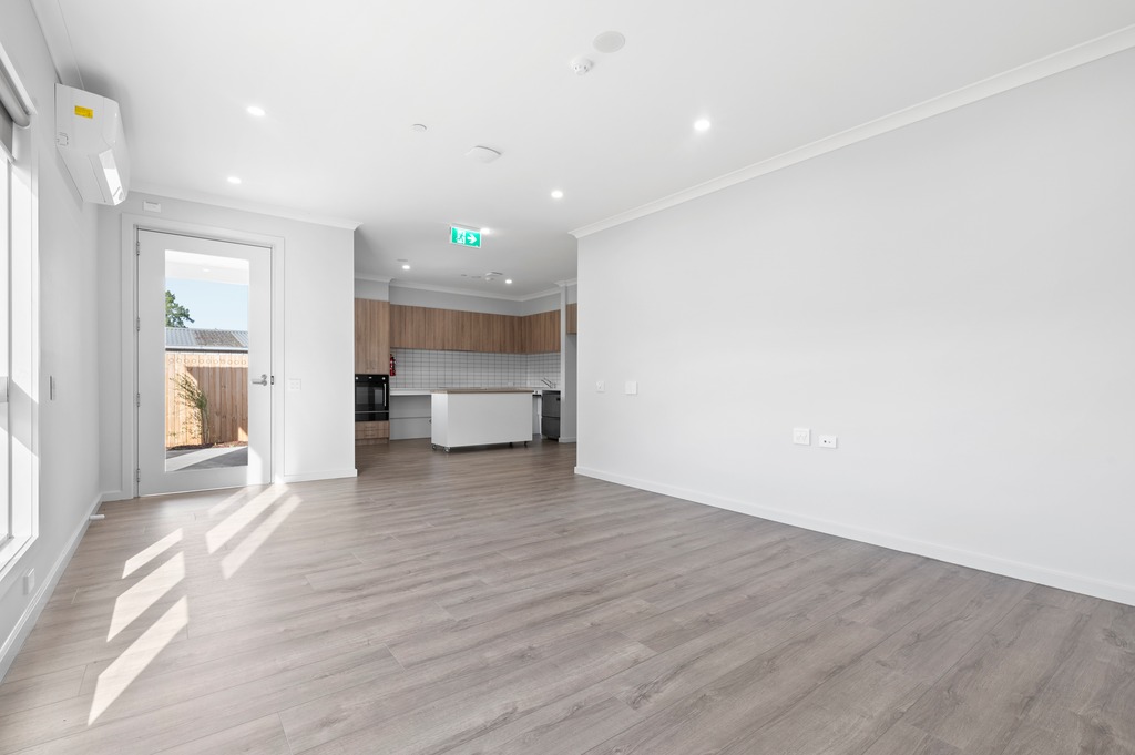 Cranbourne (Circle Dve Sth) — Home image 4