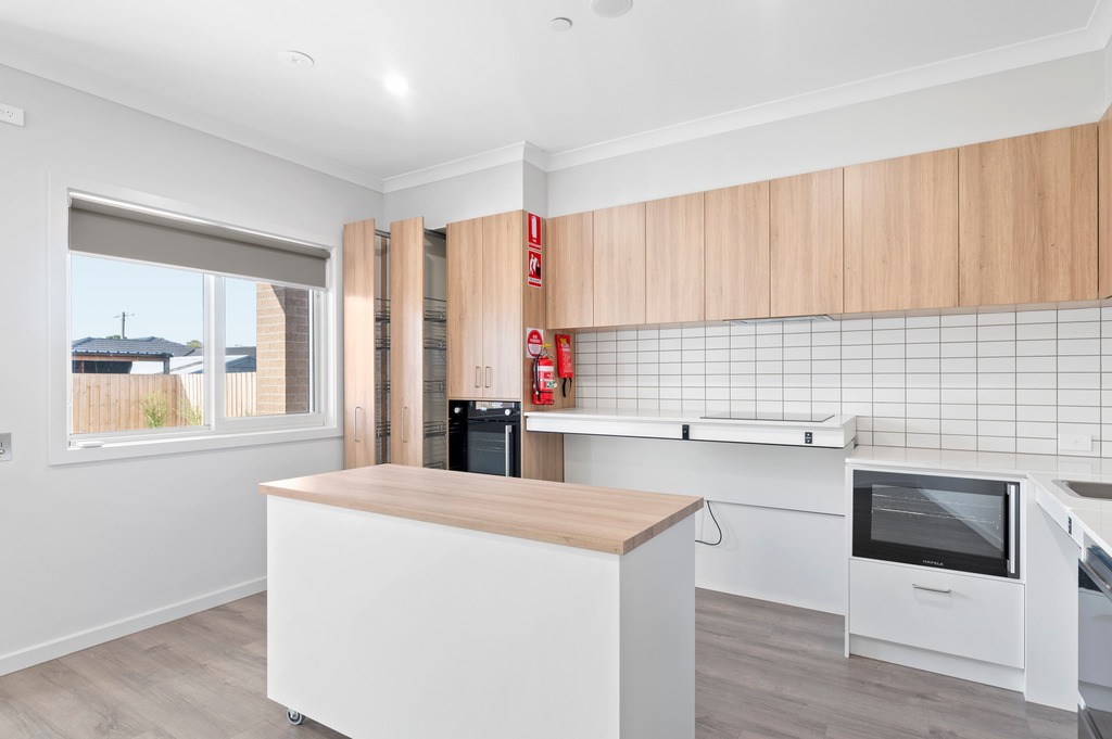 Cranbourne (Circle Dve Sth) — Home image 6
