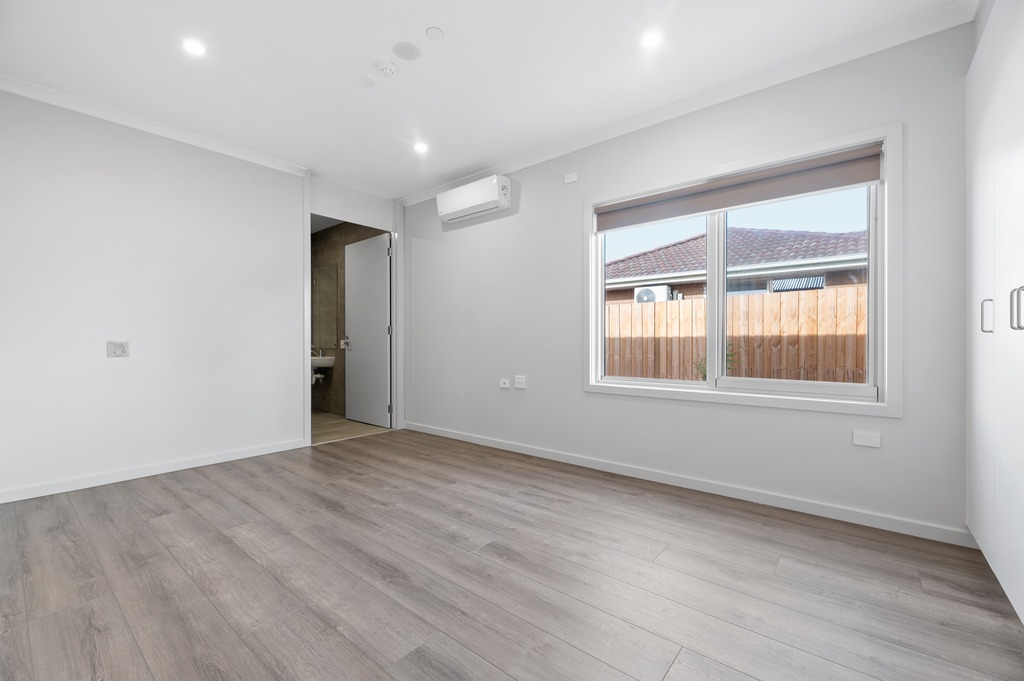 Cranbourne (Circle Dve Sth) — Home image 7
