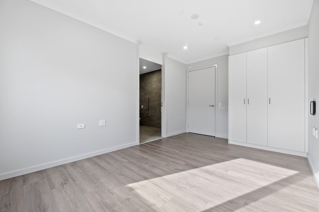 Cranbourne (Circle Dve Sth) — Home image 8