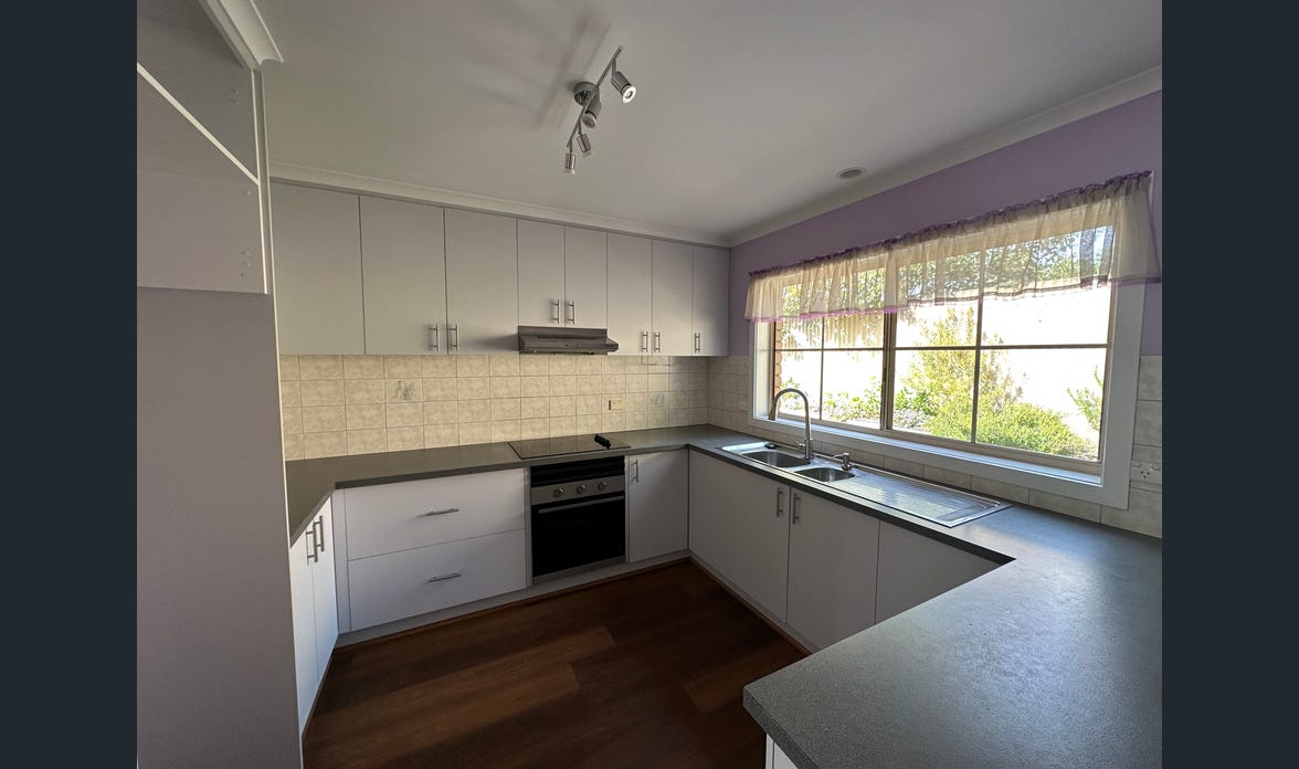 Accessible SIL Accommodation with Three Vacant Rooms on Moore Street, Colac VIC — Home image 11