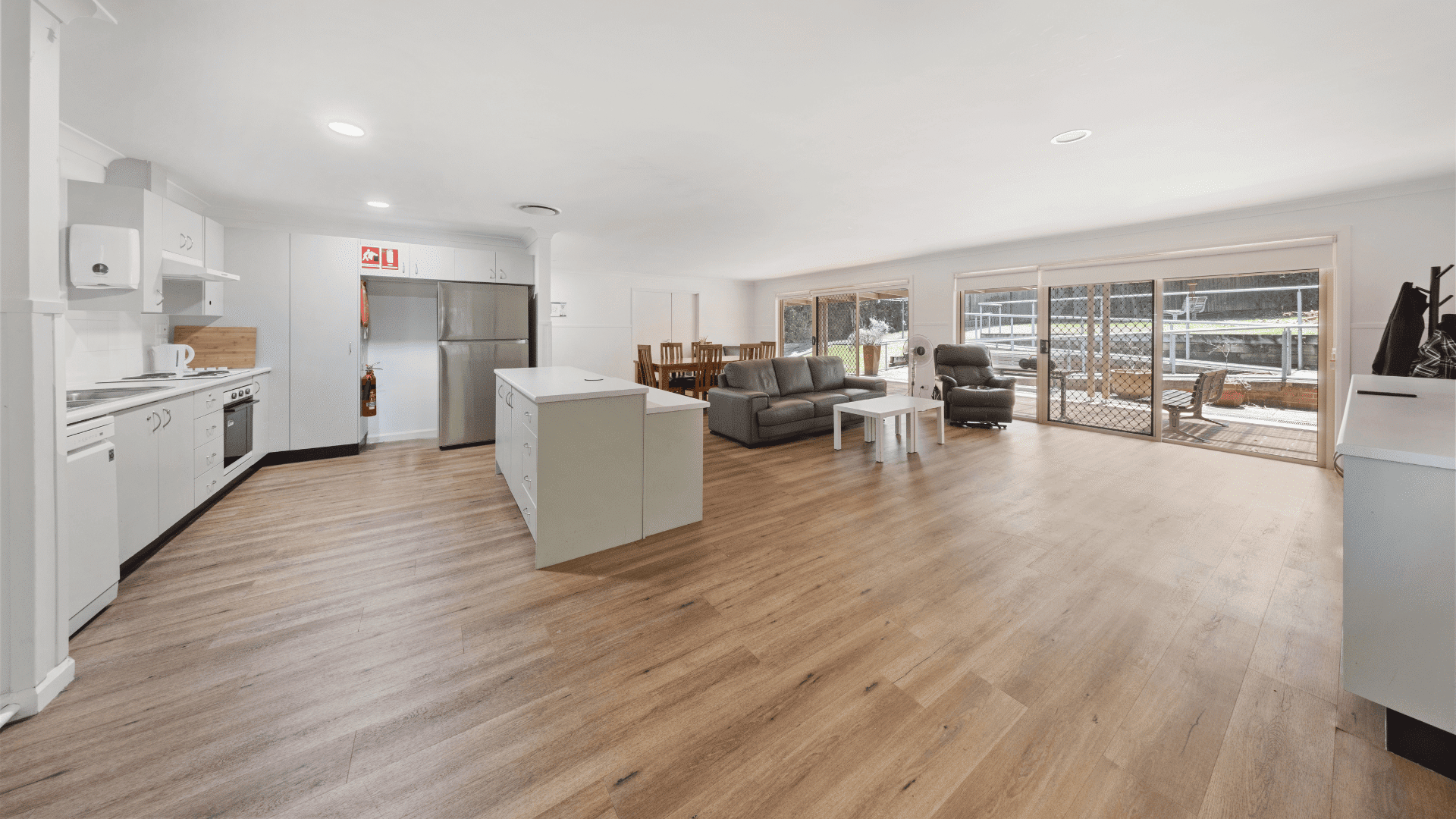 West Ryde – Shared 5-bedroom all male home — Home image 3