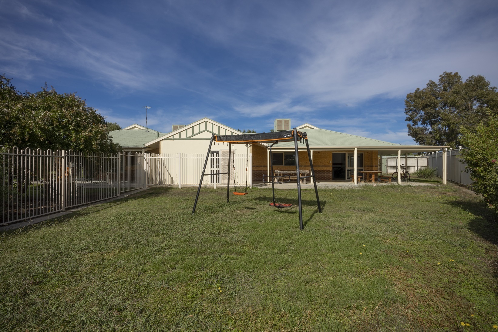 Scenic lifestyle in West Wodonga — Home image 3