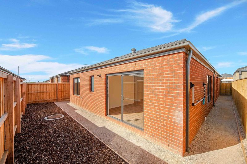 BRAND NEW IMPROVED LIVEABILITY HOME - BRING YOUR OWN SUPPORTS — Home image 7