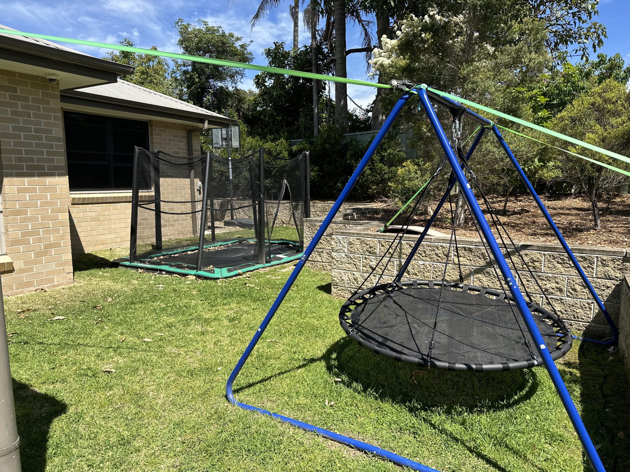 Large single level home in prime location — Home image 4