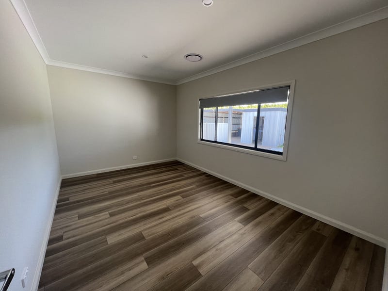 Modern and Accessible Home on Murray Valley Highway, Cobram VIC 3644 — Home image 16