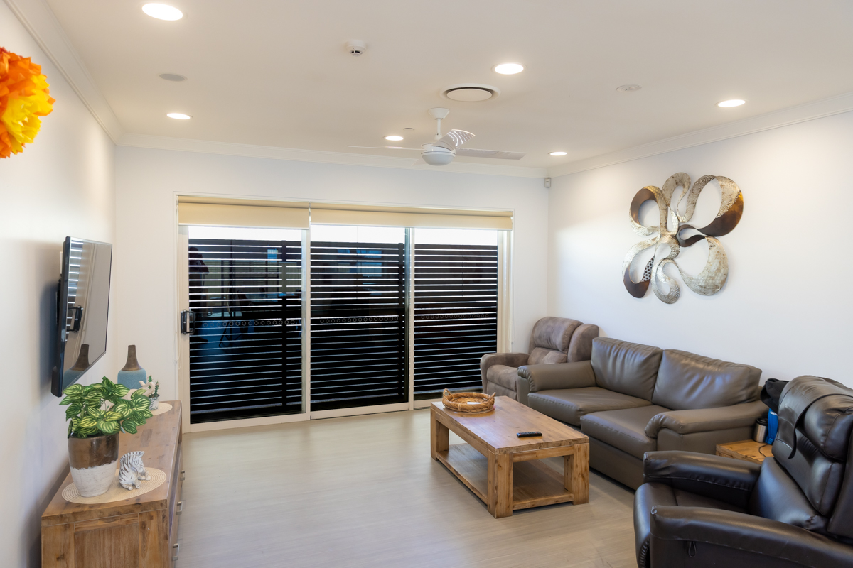 Grange Ave — Home image 3