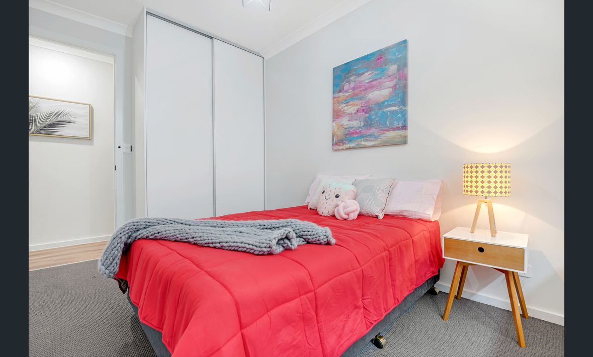 SIL - Oaklands Park — Home image 8