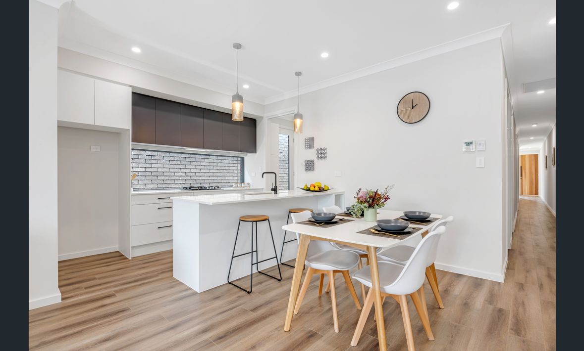 SIL - Oaklands Park — Home image 12