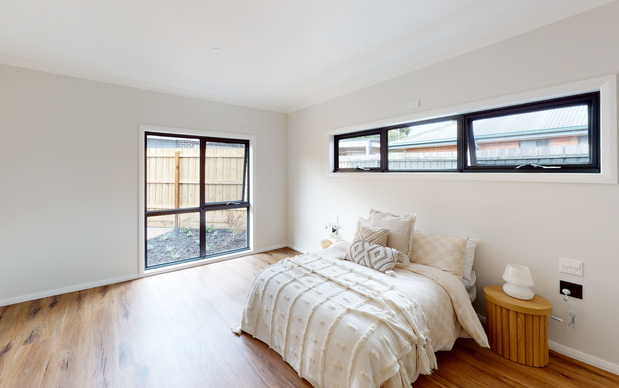 Pakenham, VIC - House — Home image 3