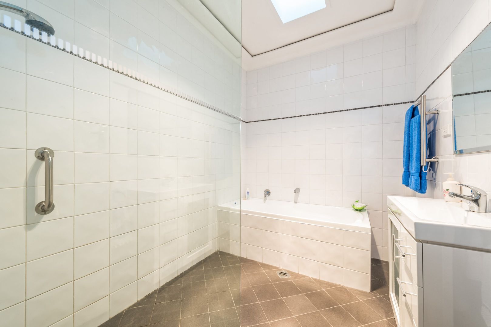 SIL Home in North Ryde — Home image 3