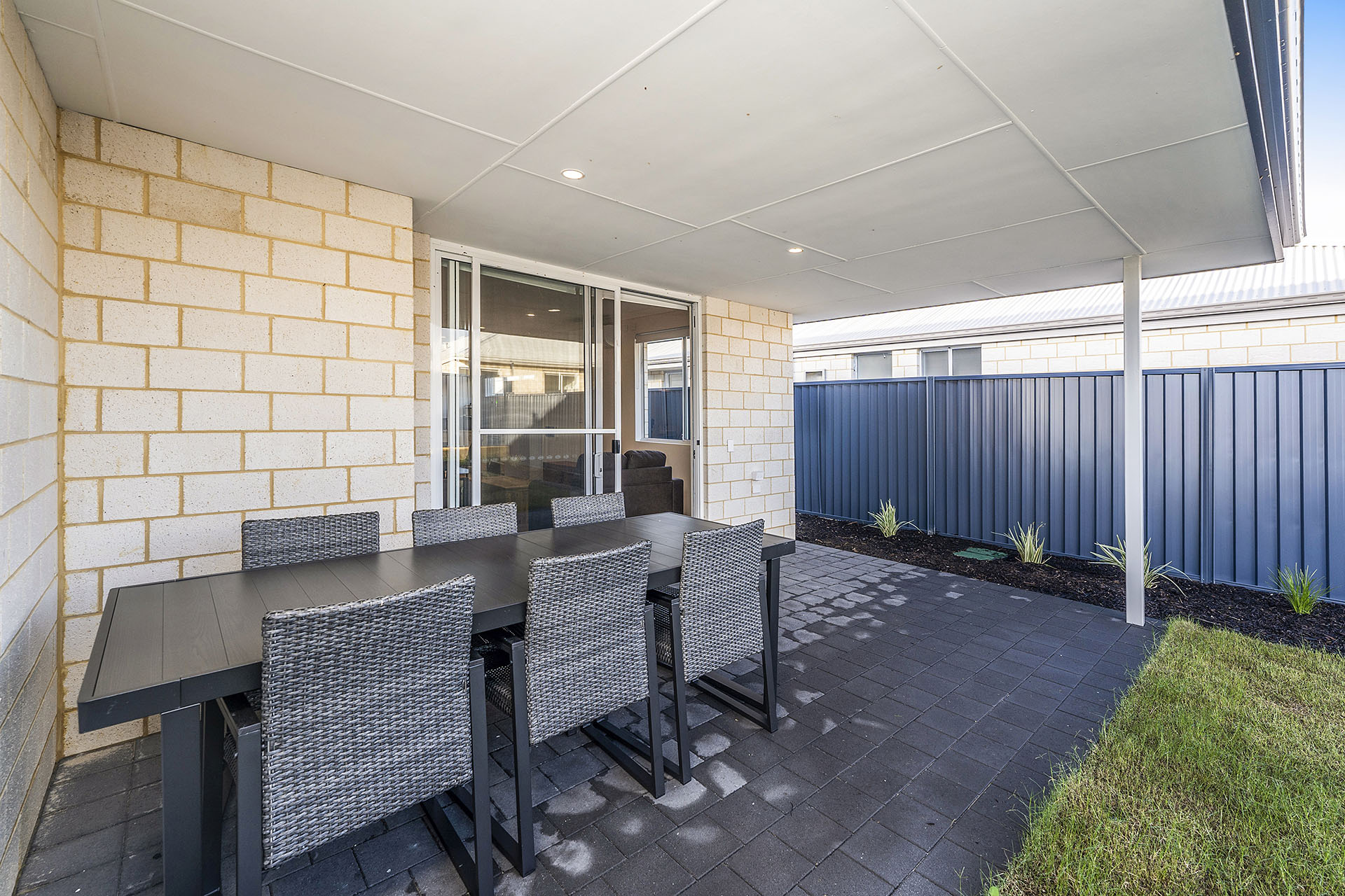 HPS 2-Resident Home in Baldivis, WA – Ready for Immediate Move in! — Home image 4