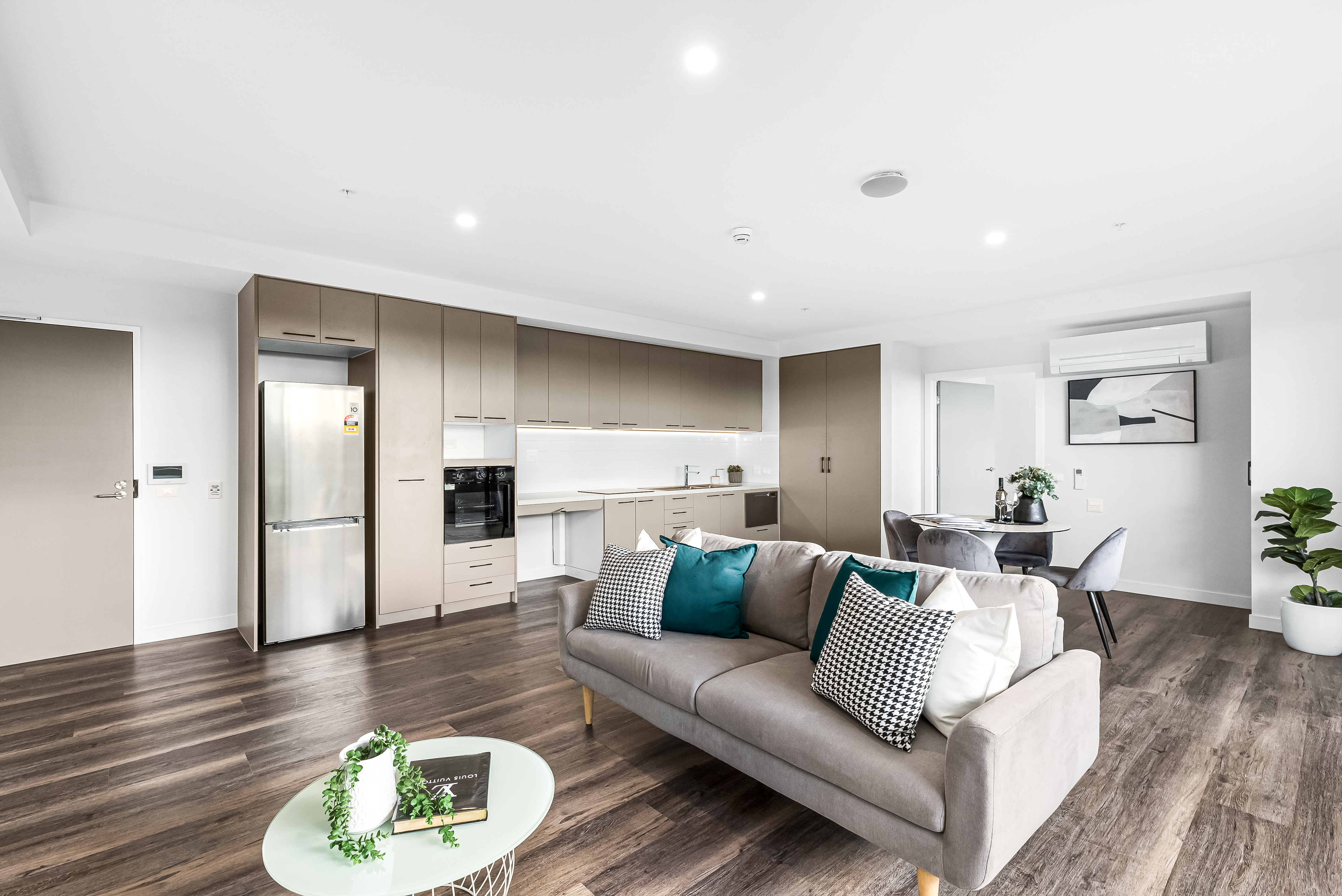 Stud Rd, Dandenong VIC — Home image 2