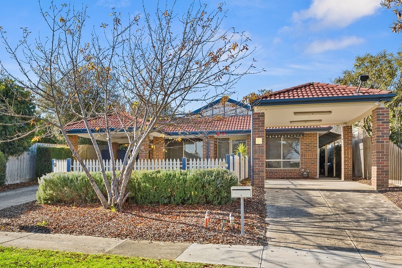 Boutique living in the heart of Heidelberg Heights in Heidelberg Heights