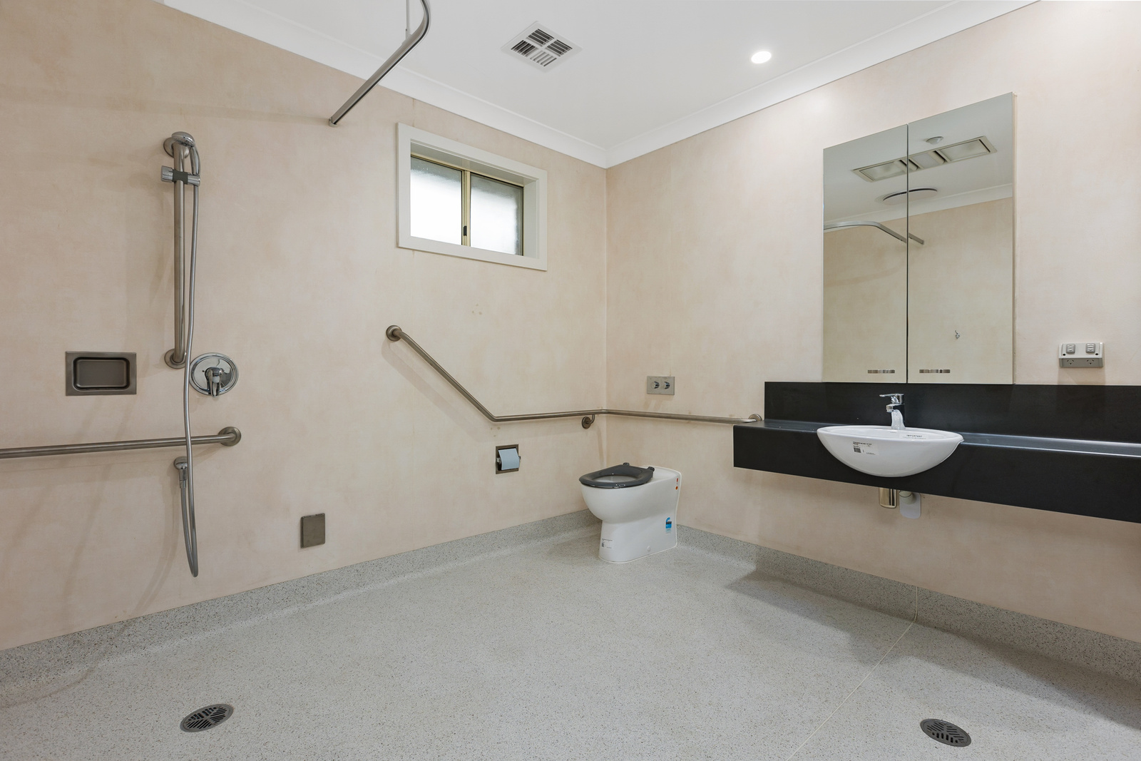 Boutique living in the heart of Heidelberg Heights — Home image 5