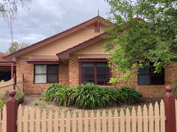 2 x vacancies in a multidisciplinary care 10 bedroom home- Burwood East in Burwood East