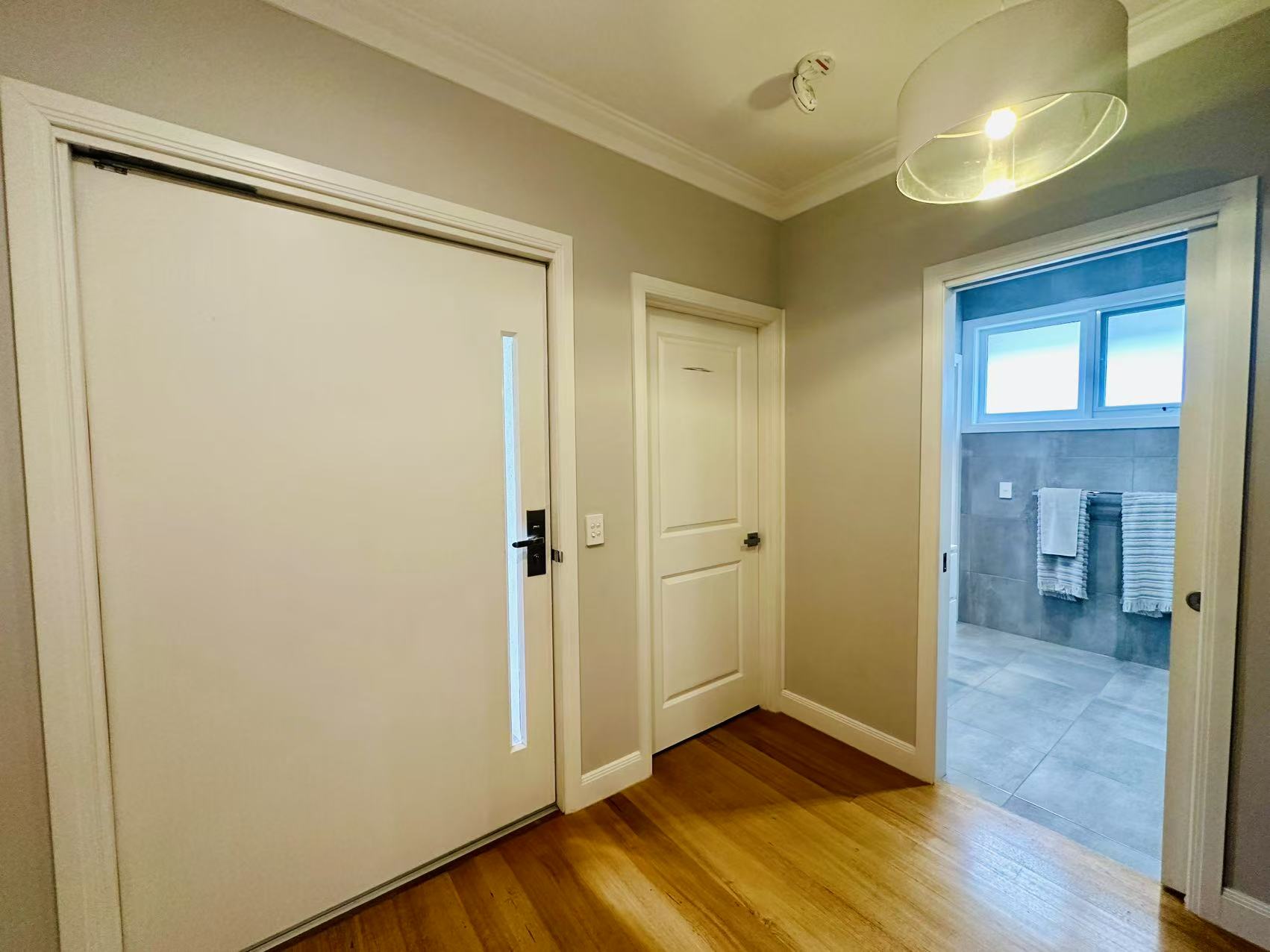 Modern & Spacious SIL Home: Offering Elegance, Space and Ultimate Comfort — Home image 16