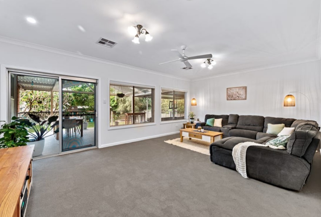 Emu Plains — Home image 7