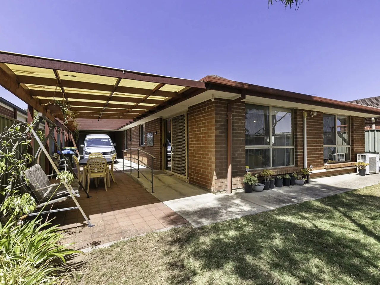 Female share house in St Marys in St Marys