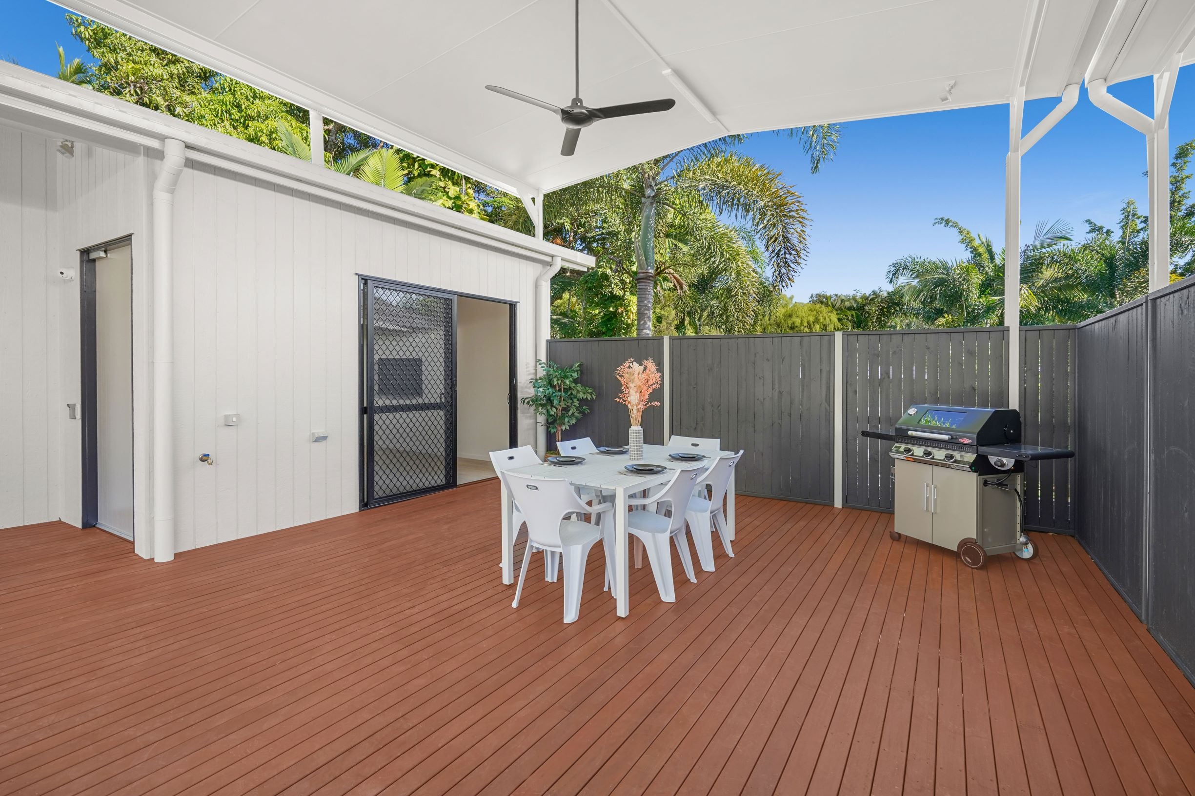 Inner city living — Home image 6