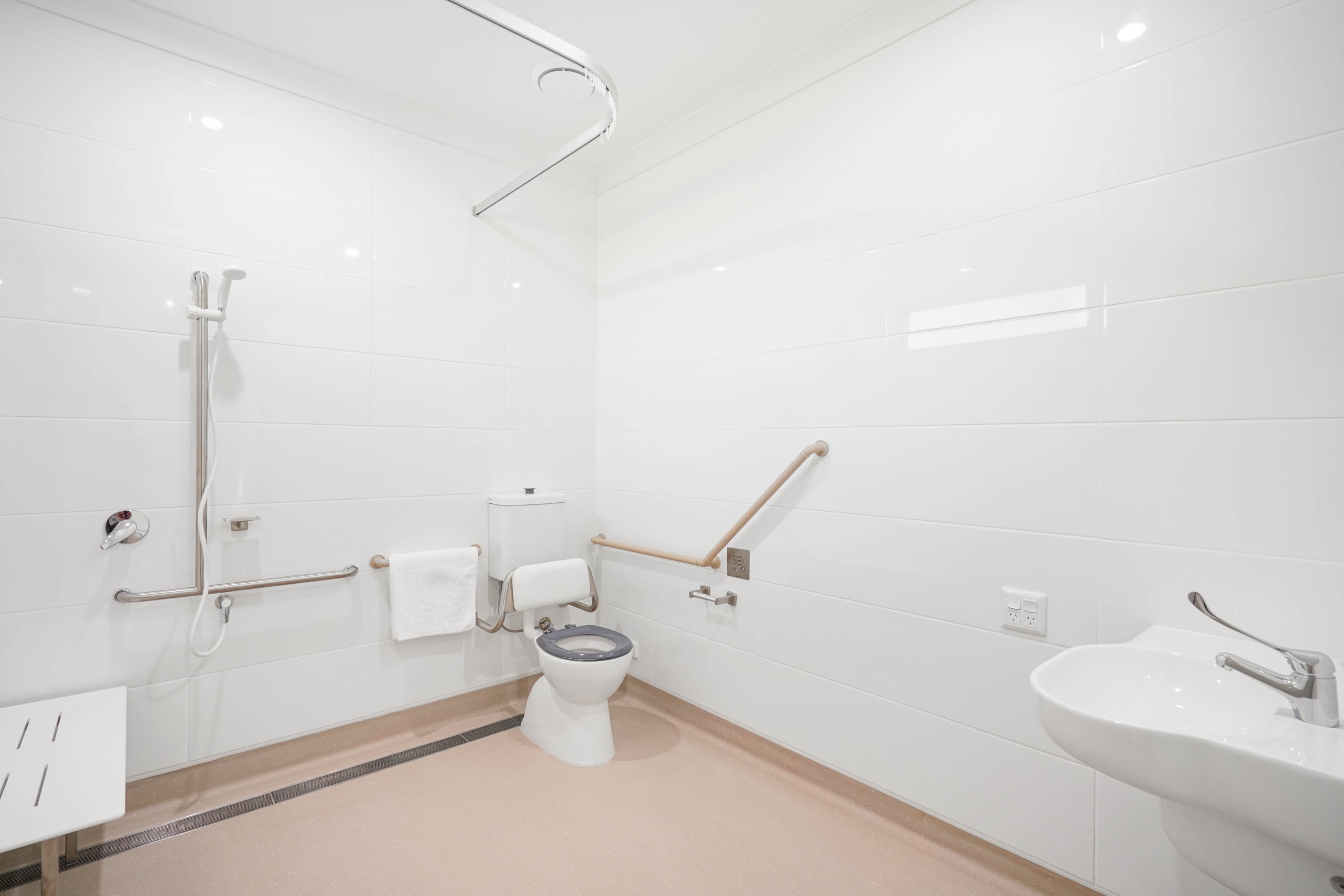 Inner city living — Home image 9