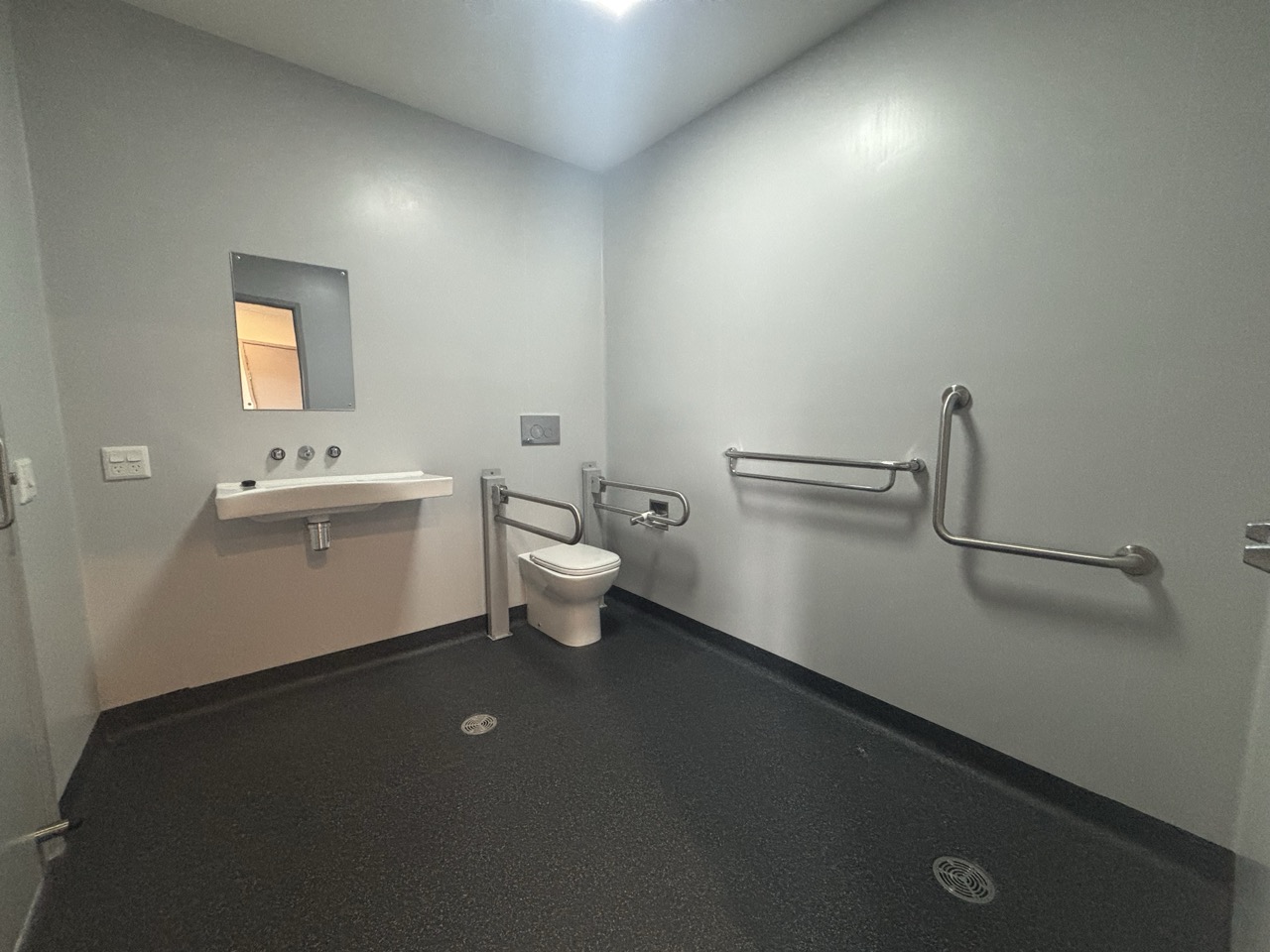 New 1 Resident Villa - SDA Robust — Home image 6