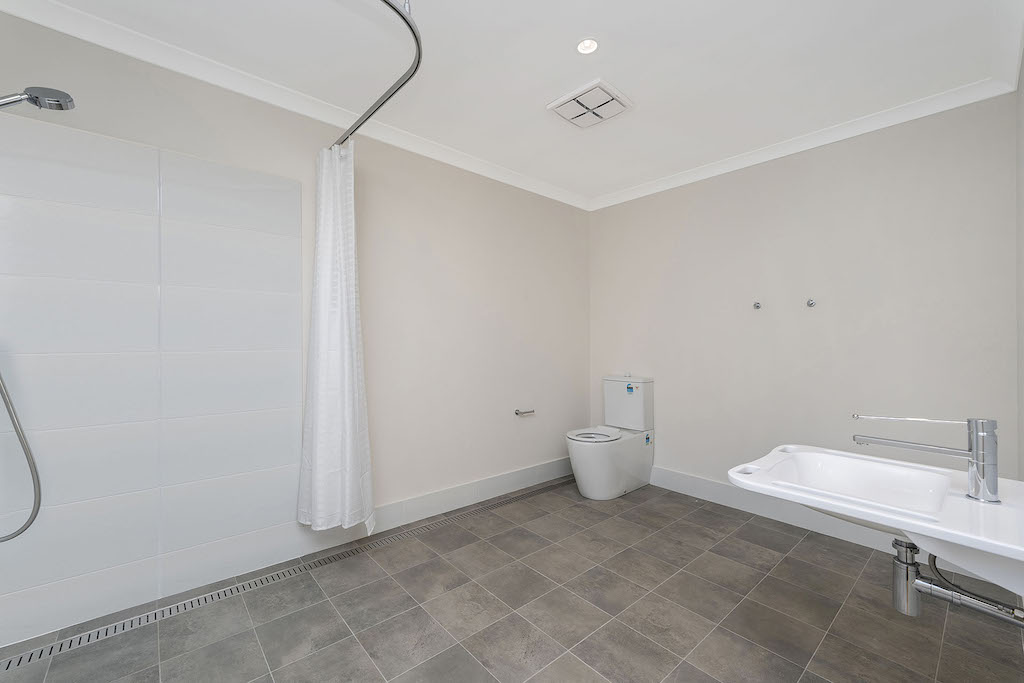 Sophisticated SDA High Physical Home in Baldivis — Home image 11