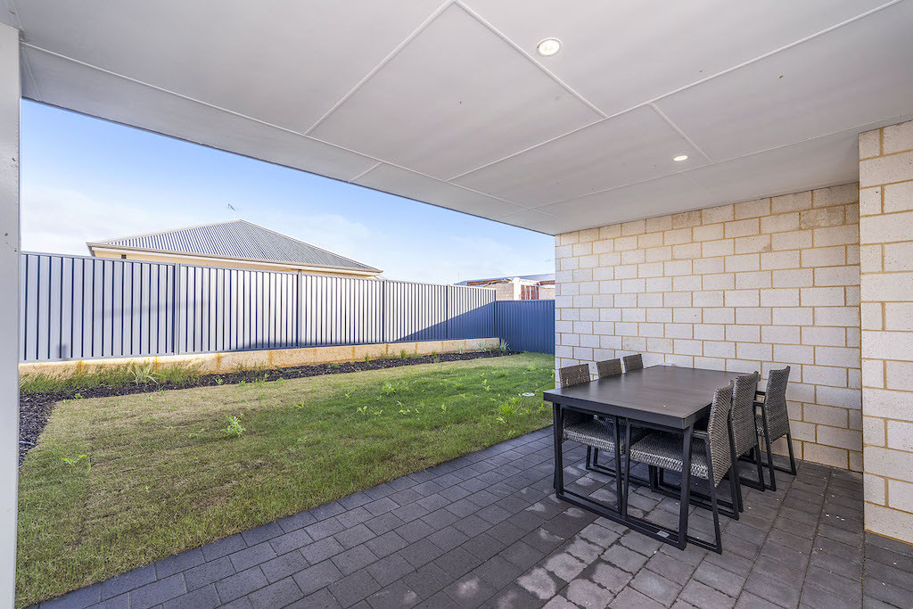 Sophisticated SDA High Physical Home in Baldivis — Home image 41