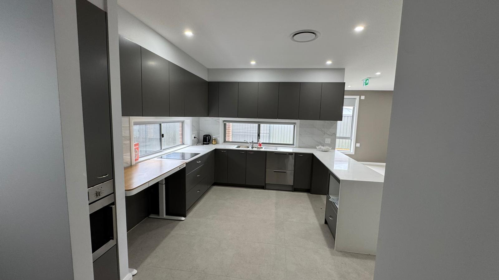 BRAND NEW - 3 Resident + 1 OOA HPS Home in OAKVILLE (WINDSOR) — Home image 19