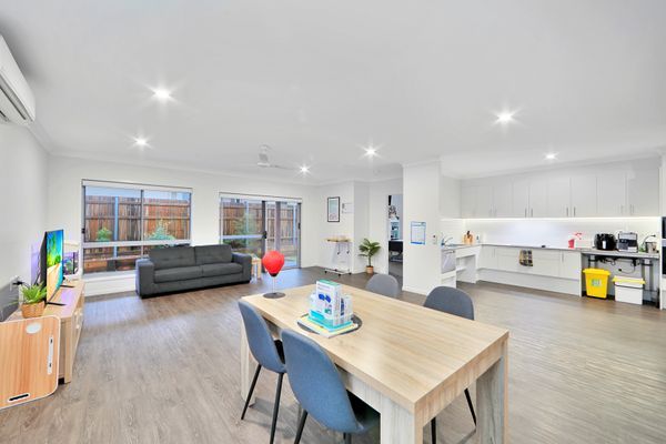 Bedroom available in 3HPS + OOA + Media Room home in Urraween — Home image 3