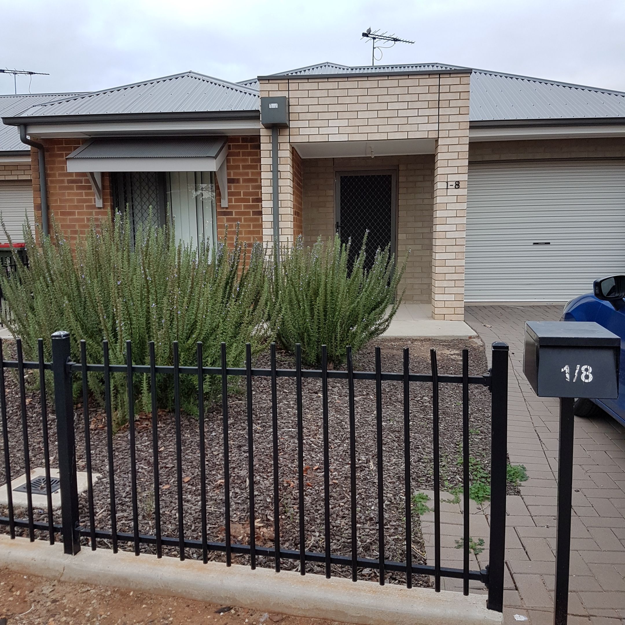 ELIZABETH PARK - AVAILABLE NOW! Live Alone - Improved Liveability in Elizabeth Park