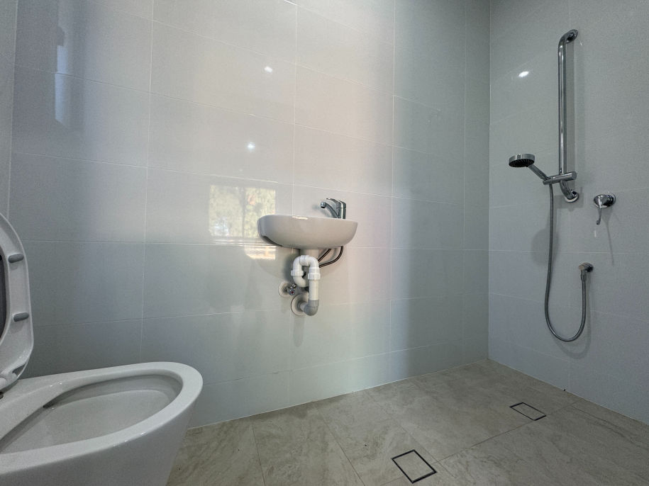 IMMACULATE SDA Home - 3 bedrooms Available with OOA- Elizabeth North — Home image 12